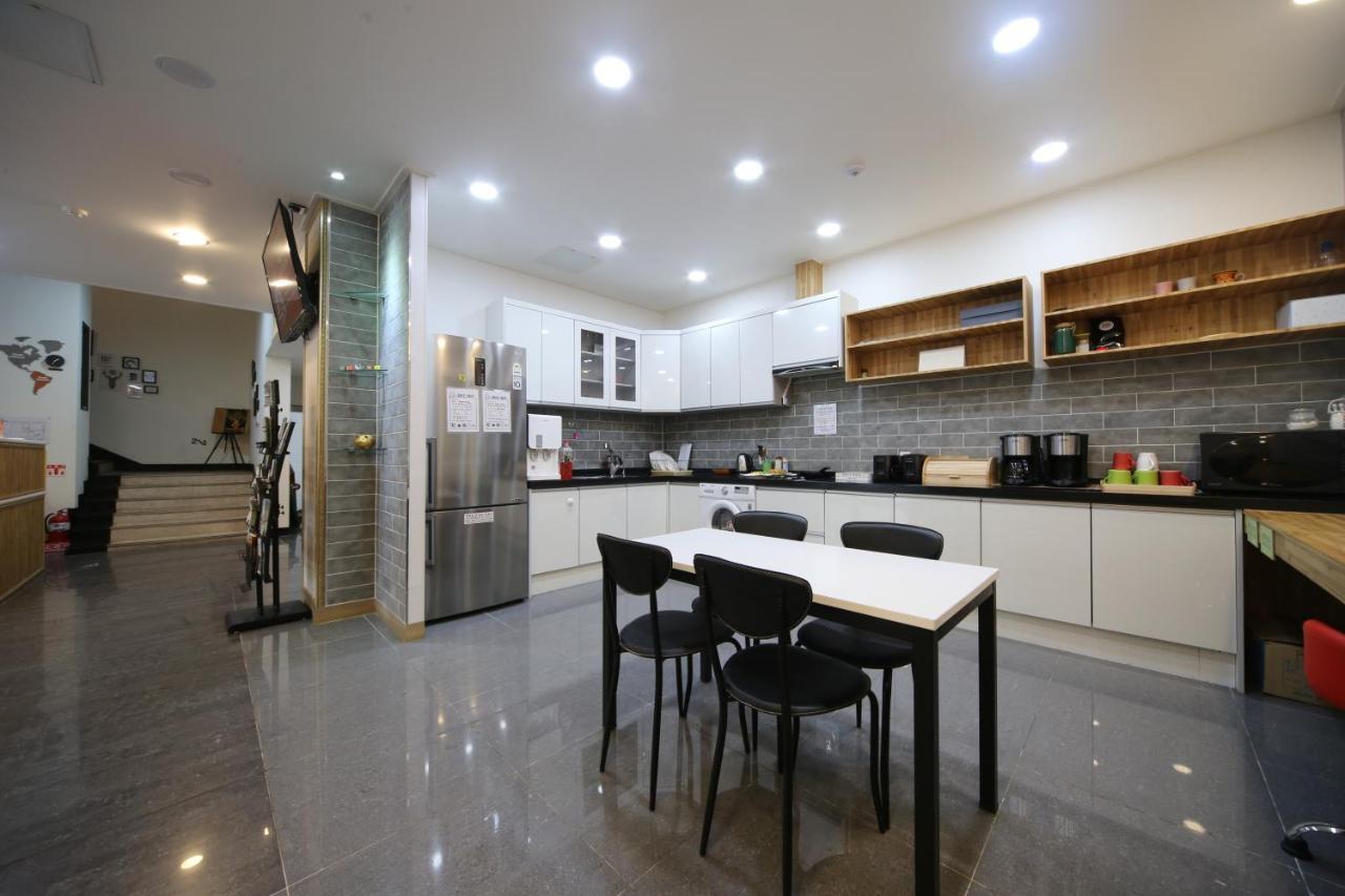 Uh Suite Gyeongju Exterior foto